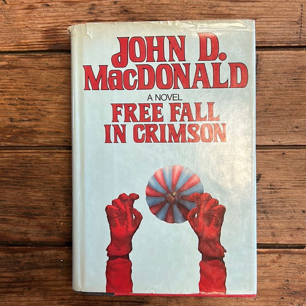 Free Fall In Crimson-John D. MacDonald 1st edition 1981